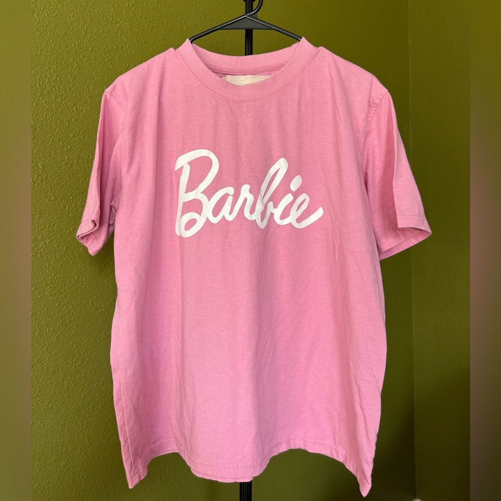 Missguided + Barbie Oversized Graphic Pink Tee size US 4 - Small
